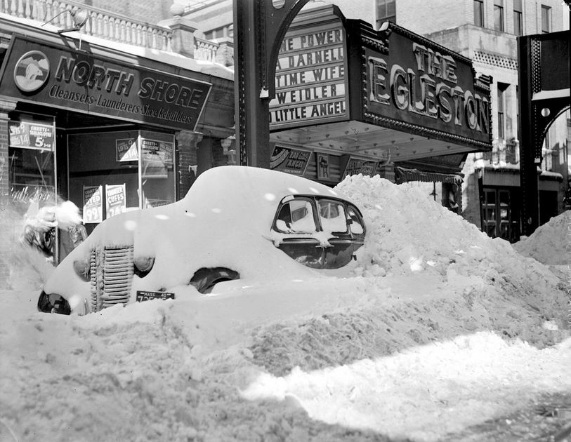 Yet another post about the snow...and BMW's